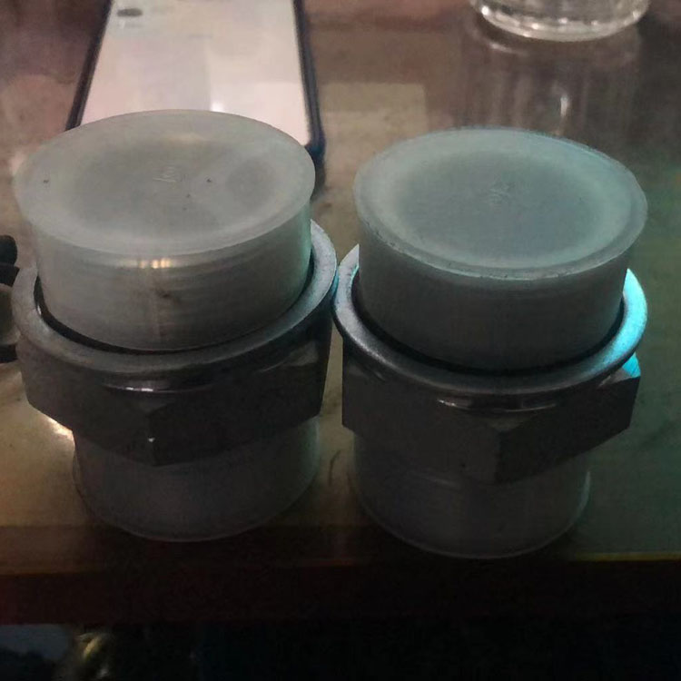 高壓堵頭
